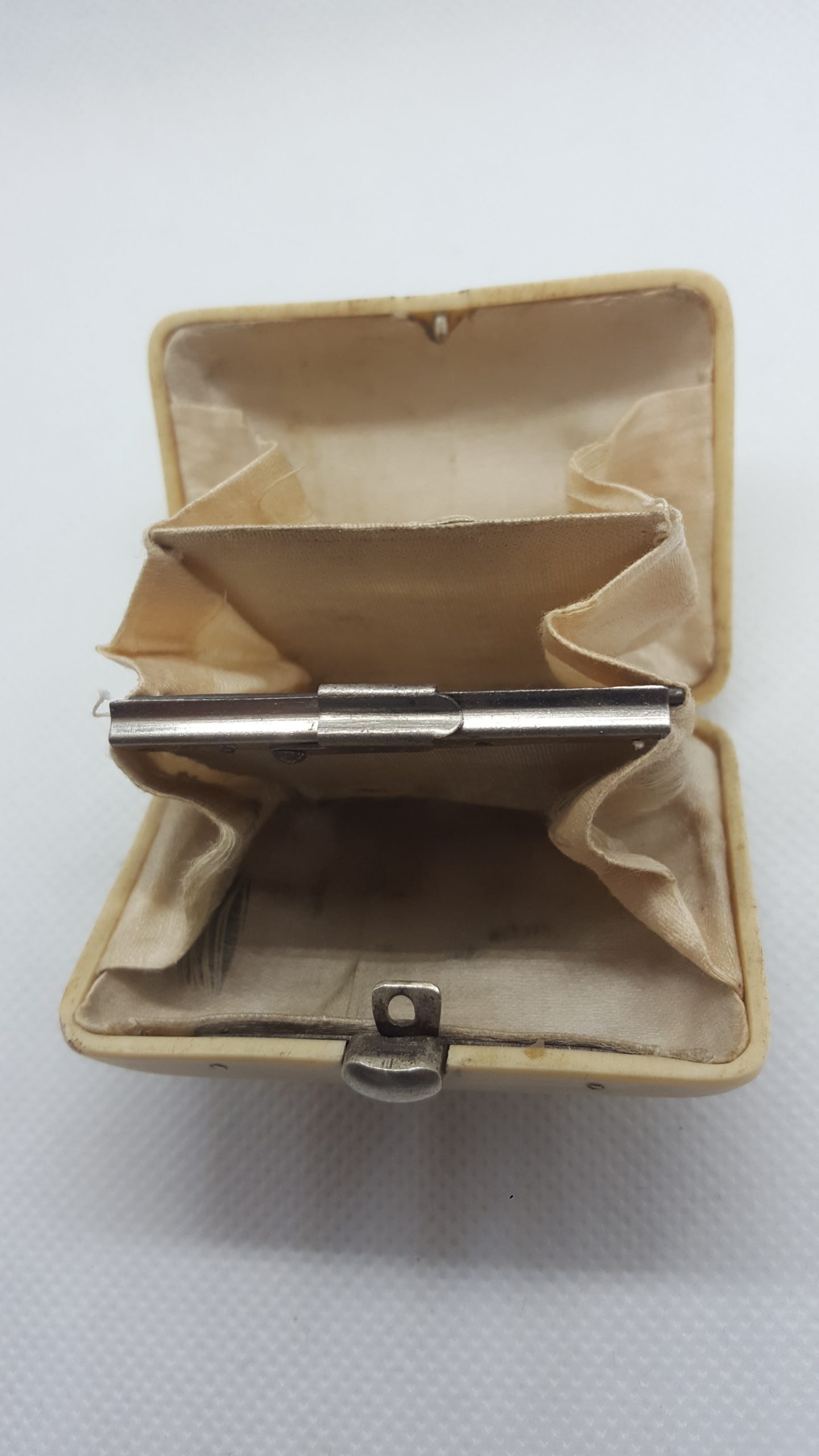 Antik Kleine Damen Tasche aus Perlmutt (6)
