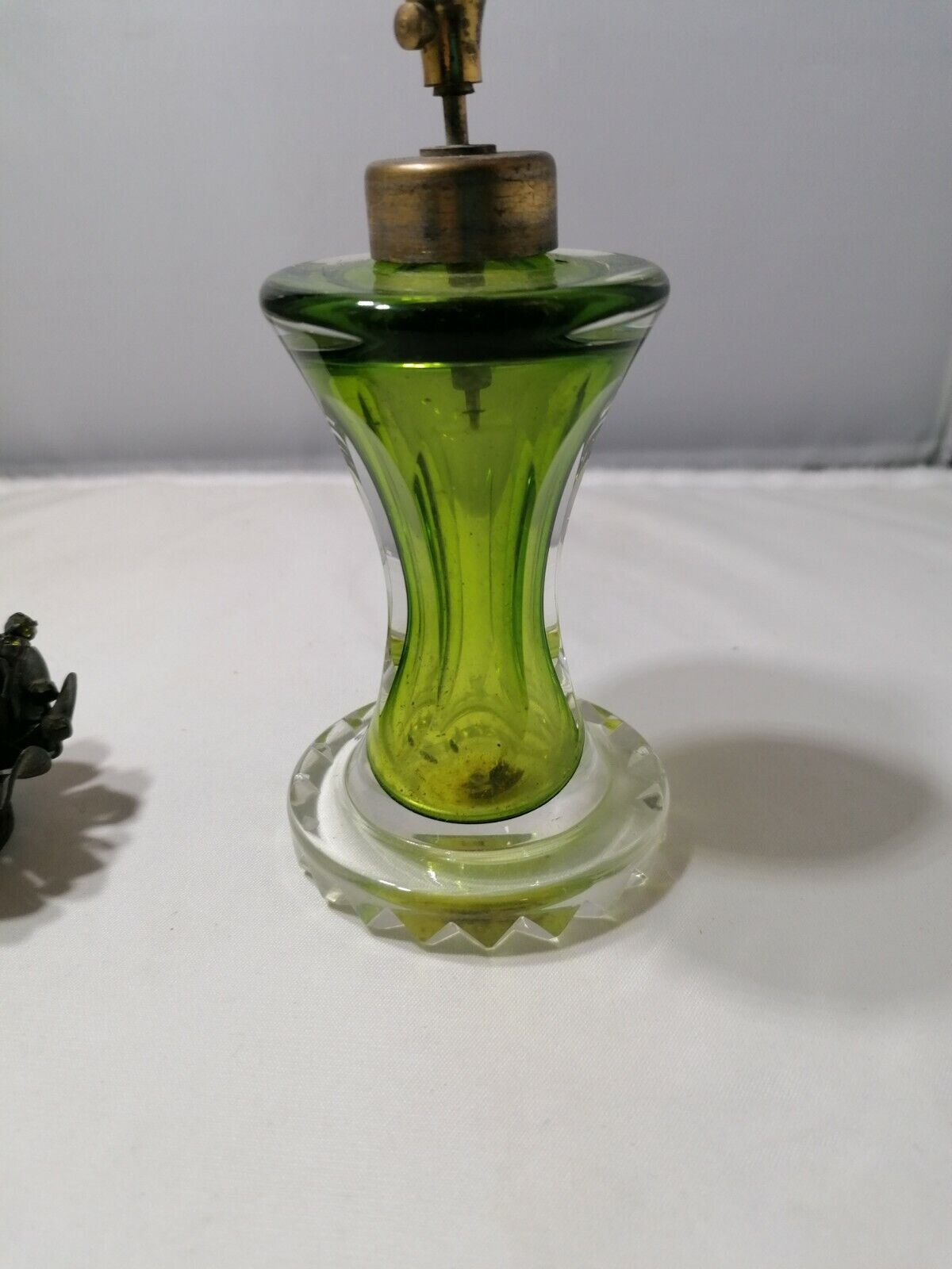 Antik Parfum Flakon Grün (4)