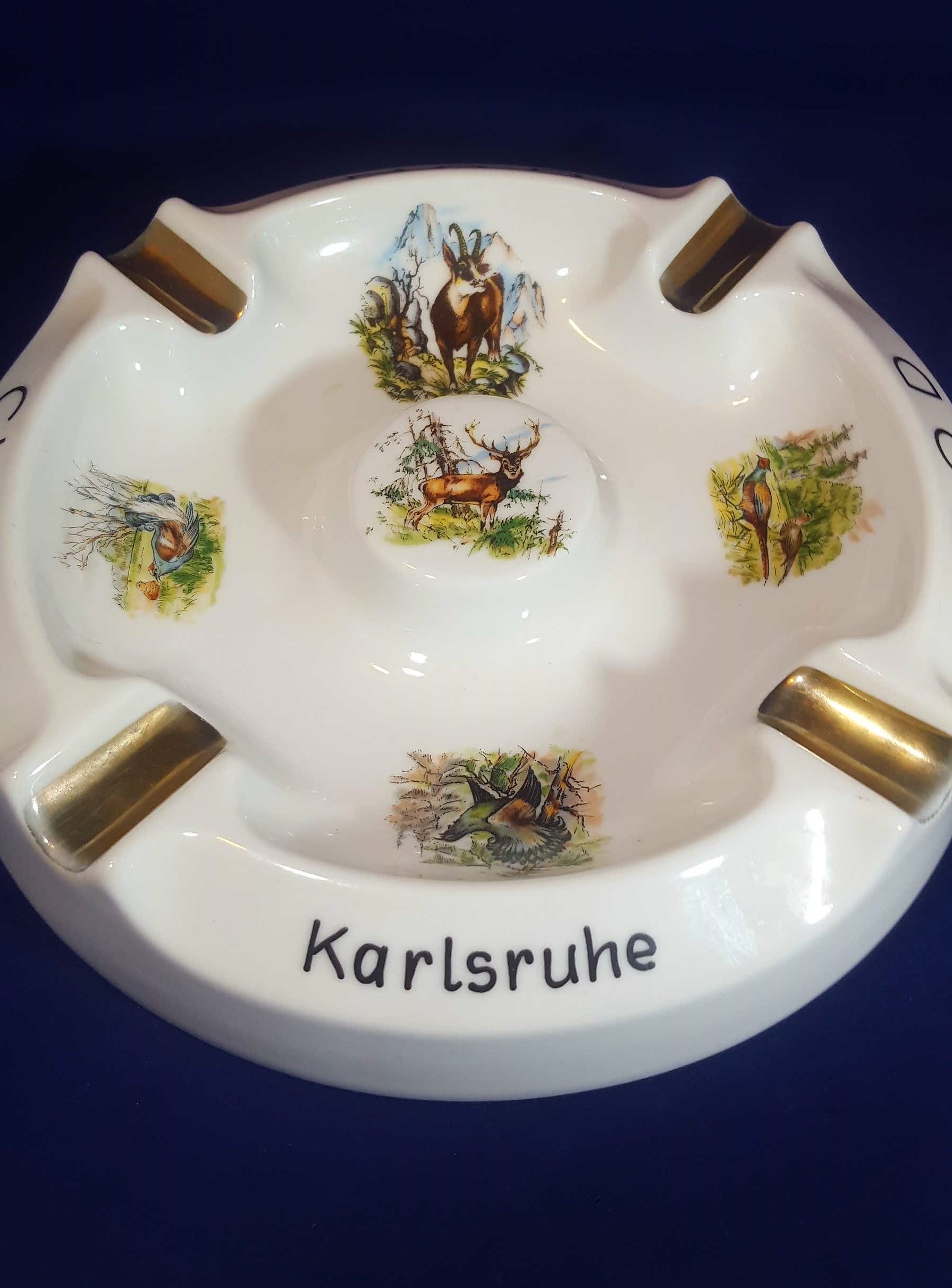 Aschenbecher Rod Gun Club Porzellan (1)