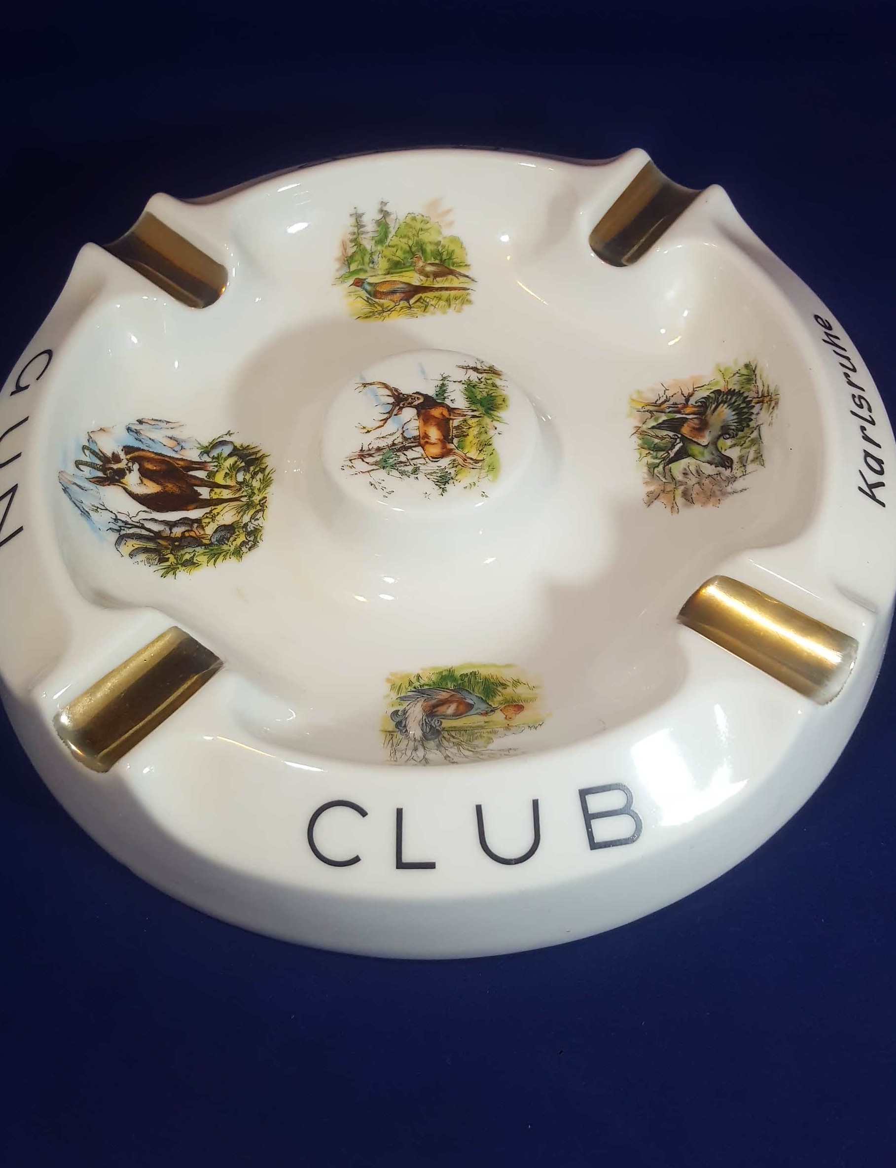 Aschenbecher Rod Gun Club Porzellan (3)
