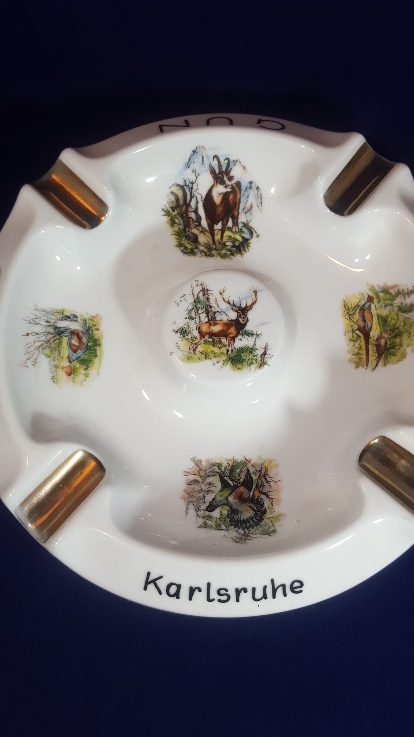 Aschenbecher Rod Gun Club Porzellan (7)