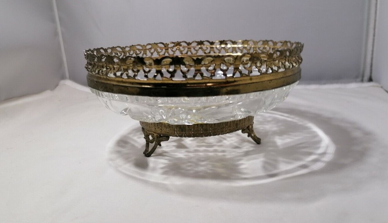 Alte Schale aus Glas Ankauf von Antiquitäten in Deutschland