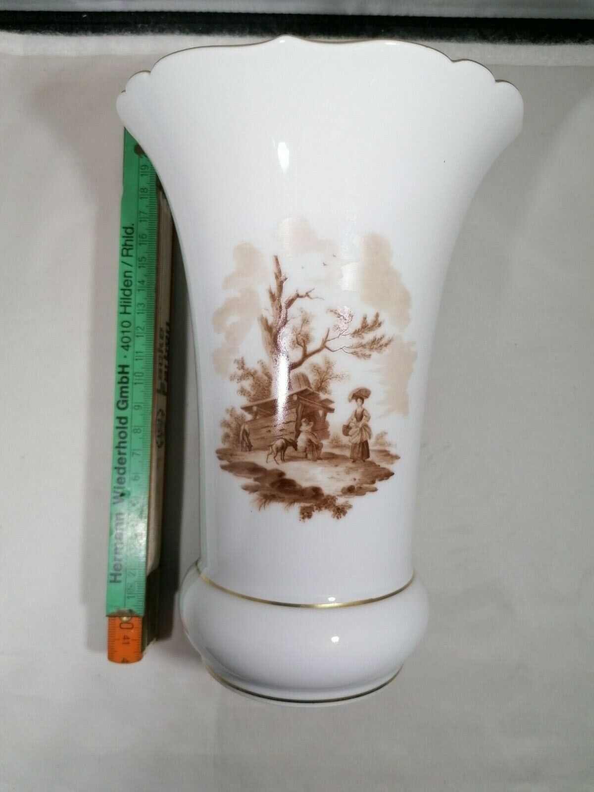 Kaiser Porzellan Blumenvase (2)